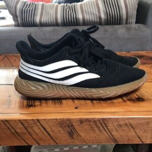 listing-status-banner